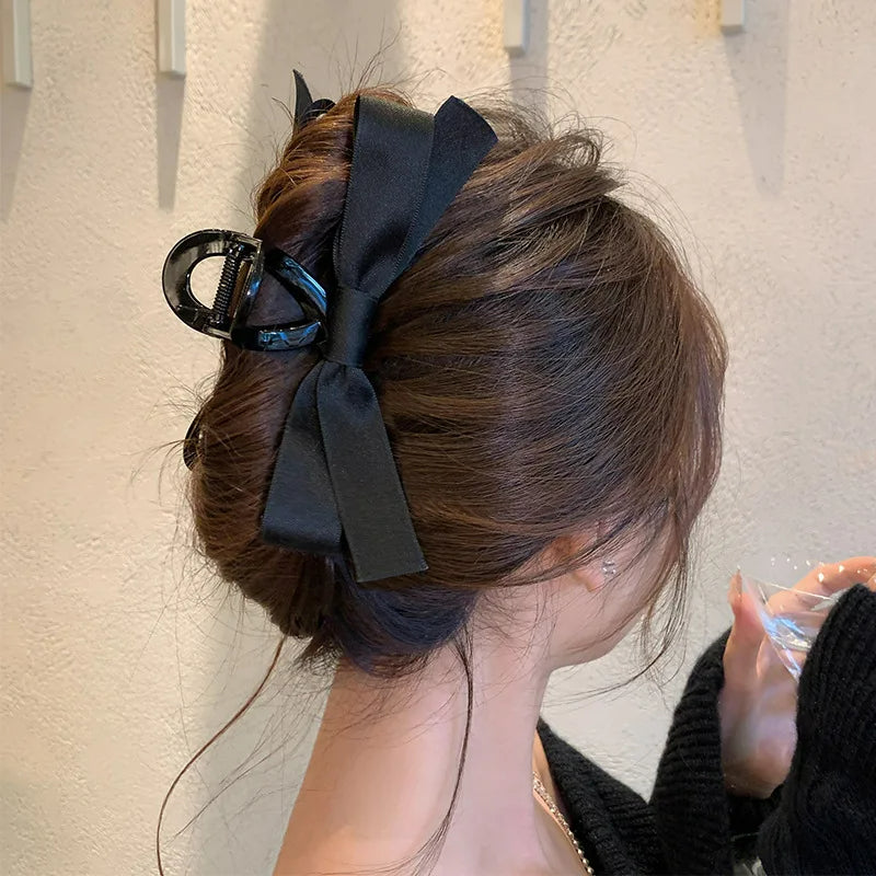 Elegant Black Bow Grab Clip Girls & Women