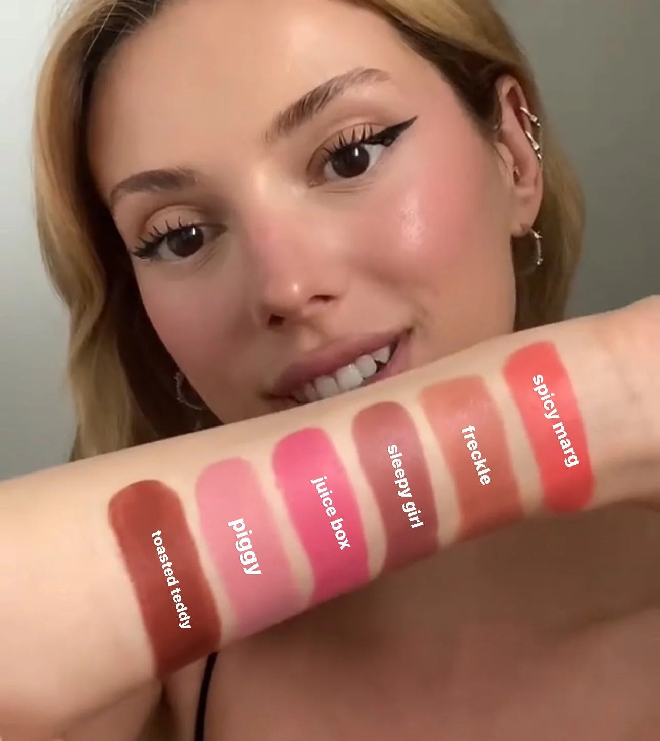 Rhode Pocket Blush — Glow Anytime, Anywhere